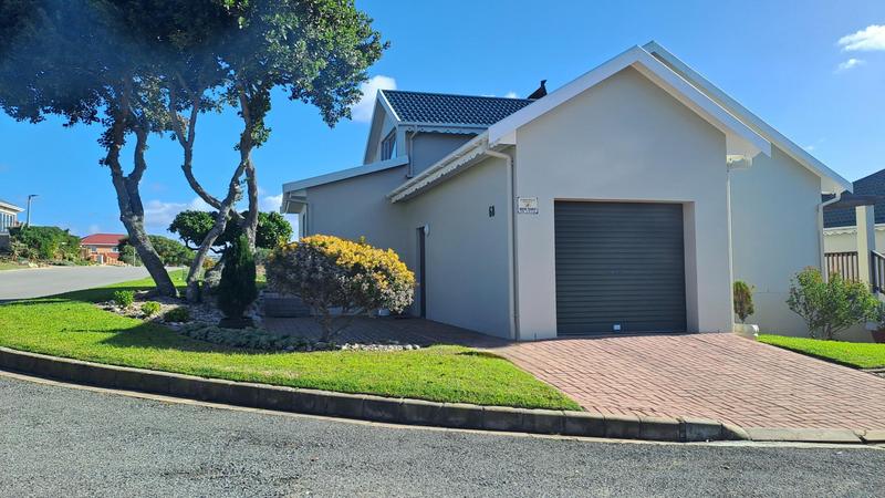 2 Bedroom Property for Sale in Stilbaai Wes Western Cape
